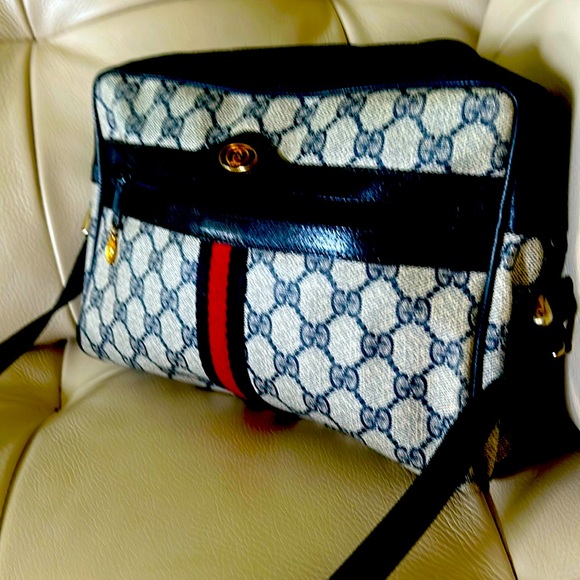 Gucci Handbags - VINTAGE GUCCI CROSSBODY BAG Navy Blue monogram bag
